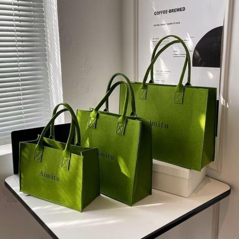 Hochwertige, geräumige Filztasche für Damen, ideal als Souvenir-Geschenktasche