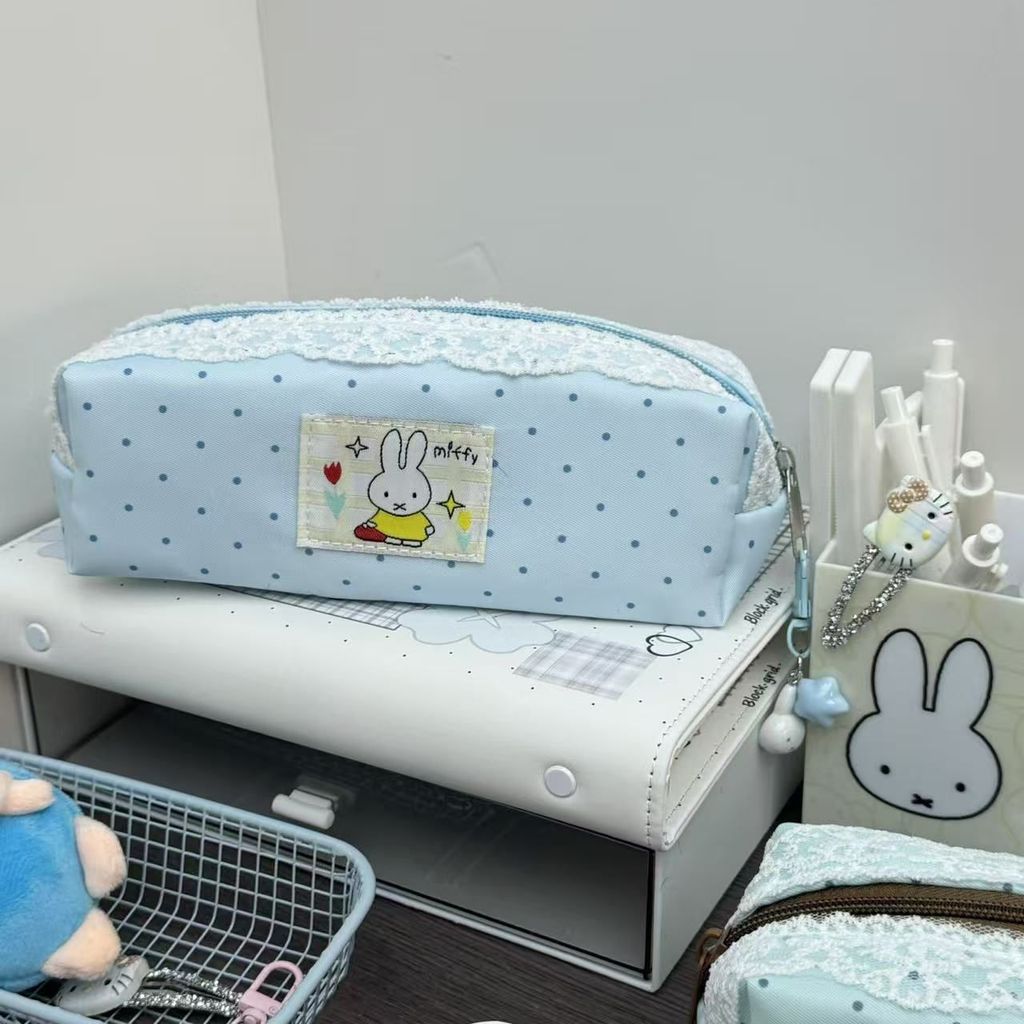Płócienny piórnik z Królikiem Miffy o dużej pojemności dla uczniów i do biura