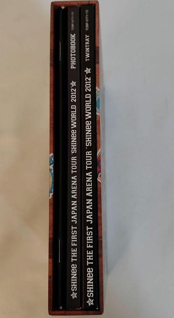 [USED] SHINee WORLD 2012 DVD with Photobook