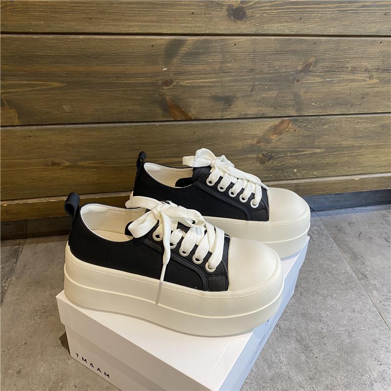 thick-soled muffin little white shoes women's 2025 spring and autumn new versatile height-increasing casual sports board shoes bread shoes single