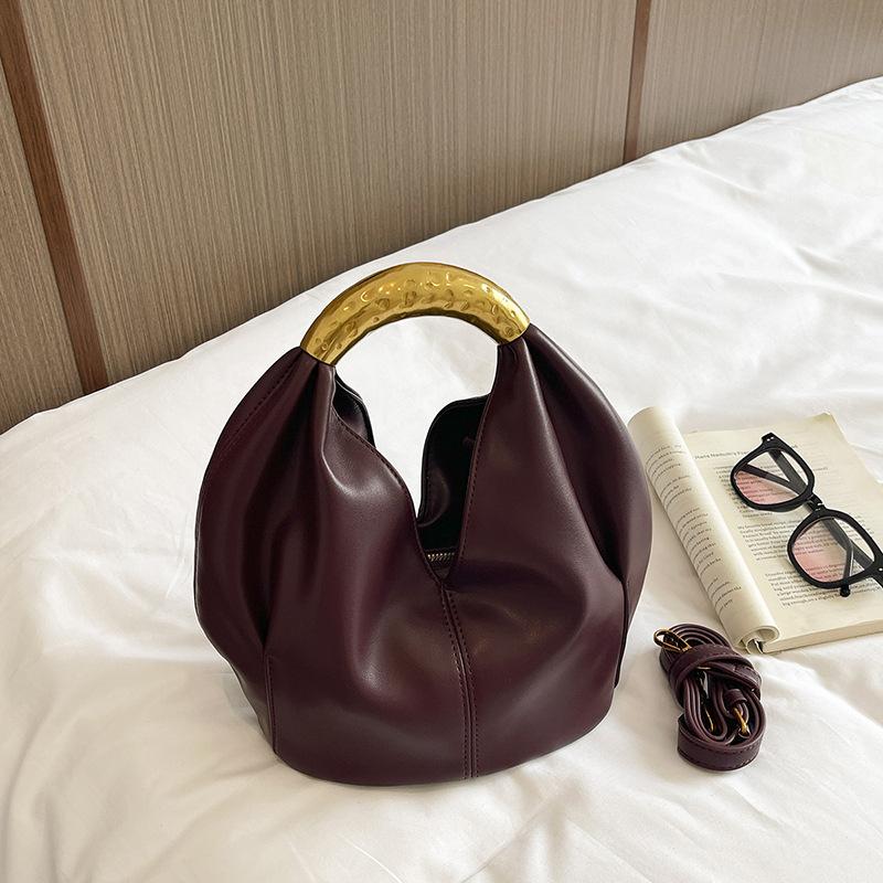 Hand-held Fashionable Pleated Bag, Niche and Simple Casual Shoulder Bag, Hand Strap Bag