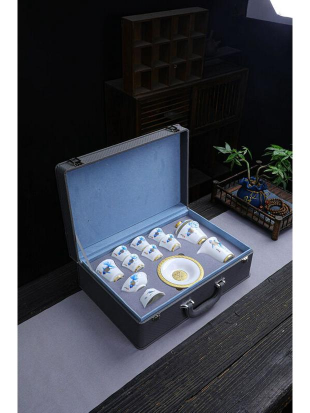 Chaxun Ceramic Kung Fu Tea Set with Blue Fish Design