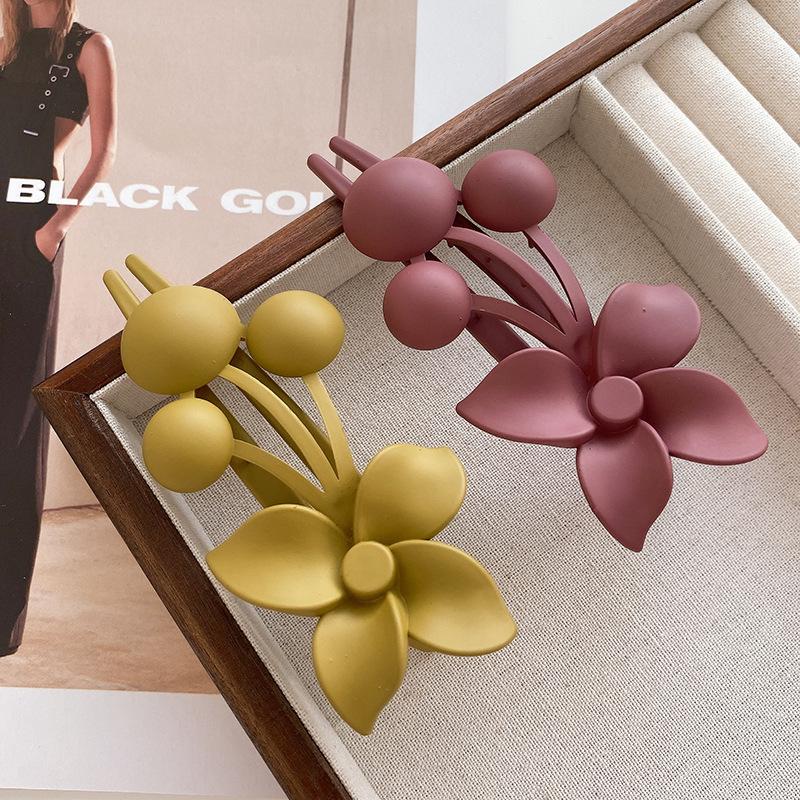 2023 New Retro Hairpins Trendy Flower Hairpins Female Ponytail Hair Claw Hair Clasp 2023 Hair Accessories Women Hairgrip Headwear