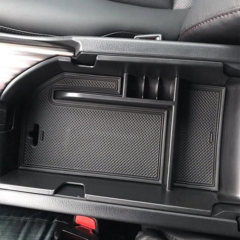 FOAL BURNING Car Central Storage Compartment Armrest Storage Box For Toyota Camry 2018
