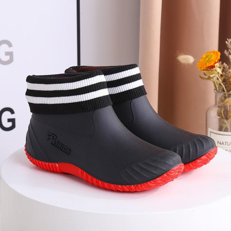 Factory Direct Women Short Ankle Rain Boots Stylish Non-Slip Waterproof Shoes with Fleece Lining for Fall and Winter