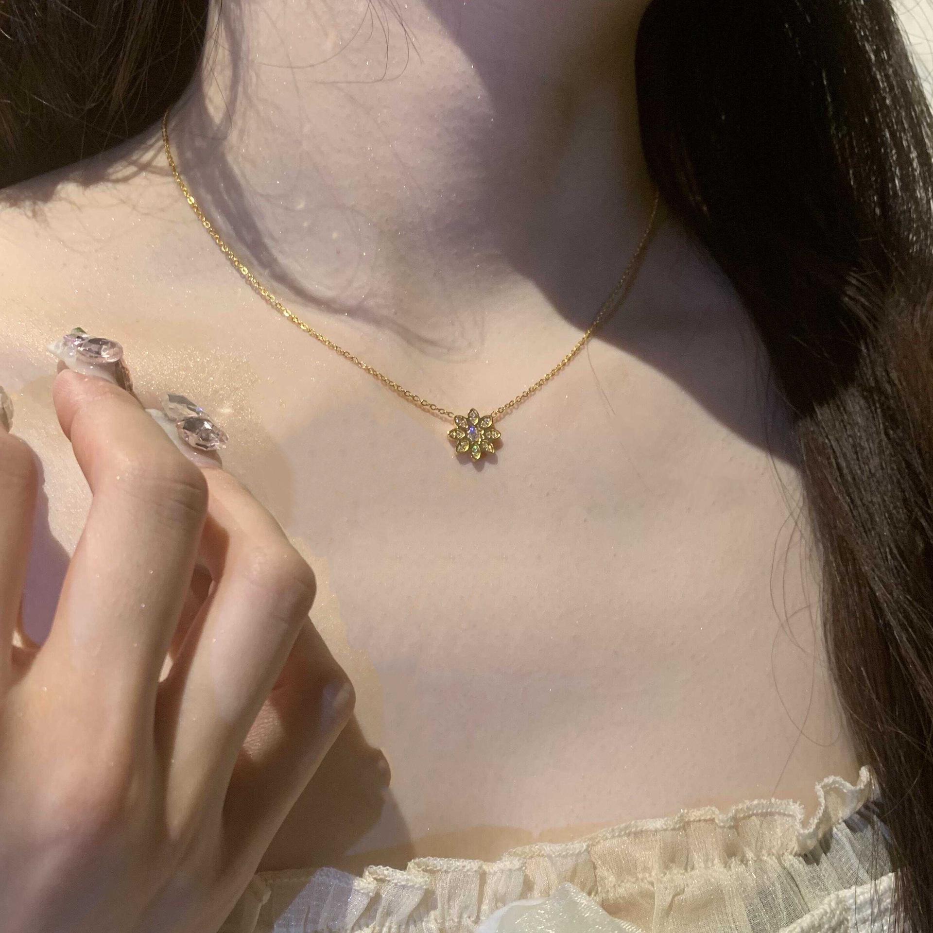 14K Gold-Plated Sunflower & Diamond Daisy Necklace - Sterling Silver Clavicle Chain for Women 14K Gold