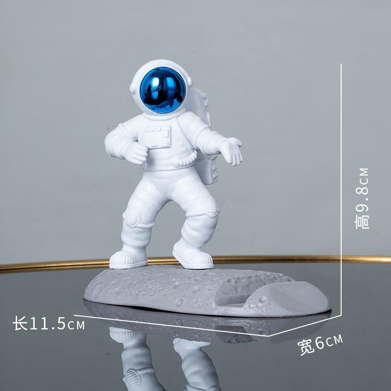 Light Luxury Minimalist Kung Fu Astronaut Ornament Astronaut Mobile Phone Holder Chasing Drama