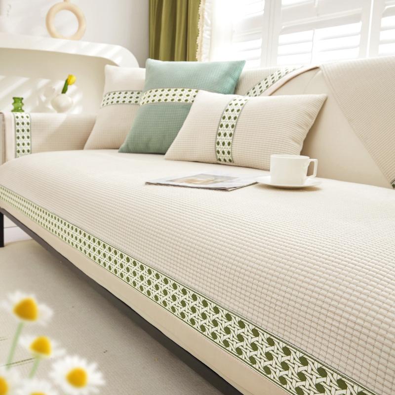 

Подушка для дивана из однотонного кукурузного бархата с противоскользящей кружевной окантовкой Чехлы для дивана из кукурузного зерна, универсальные для всех сезонов, современные чехлы для дивана 70x70cm 1pcs