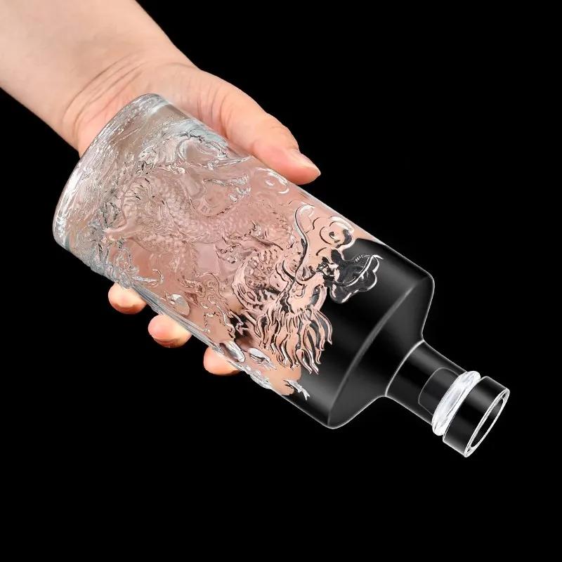 Deluxe Empty Wine Bottle New Dragon Pattern Embossed Bottle High-end Transparent Glass Wine Bottle