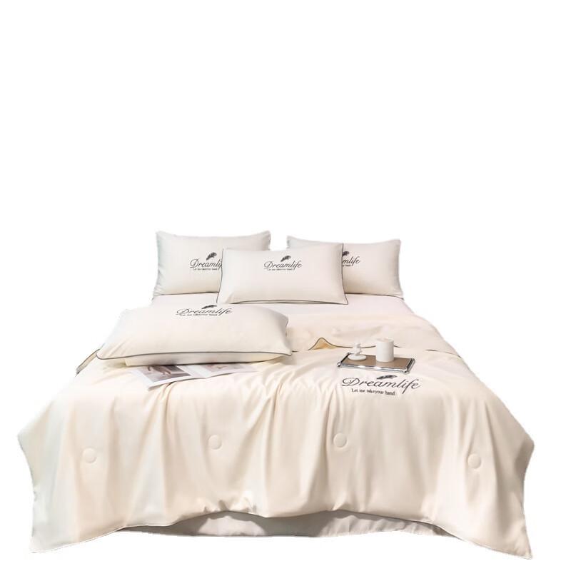 Dream Feather Summer Quilt 4-Piece Bedding Set