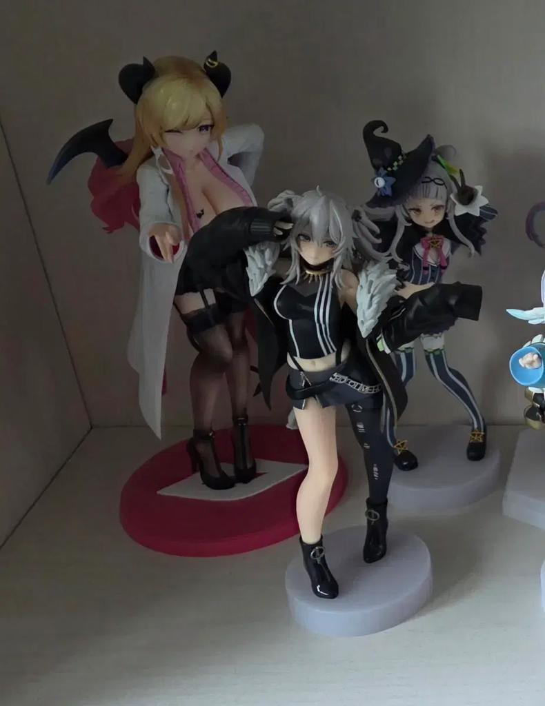 Express delivery, price reduction: Hololive chocolate figures (box of 0) Used