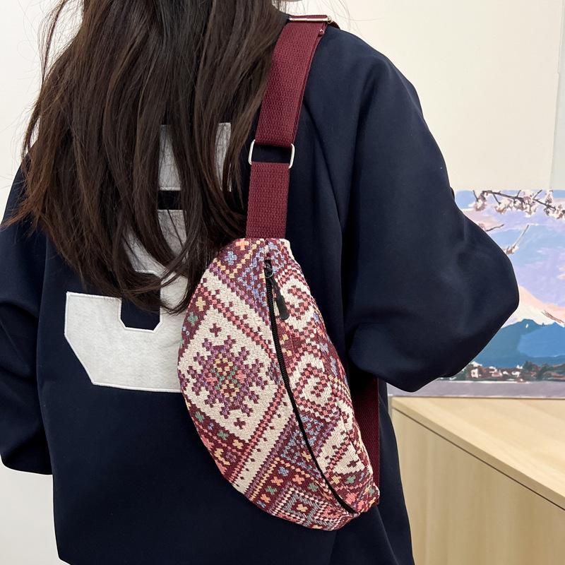 Trend fashion messenger bag autumn and winter new niche casual shoulder bag retro ethnic style dumpling bag women