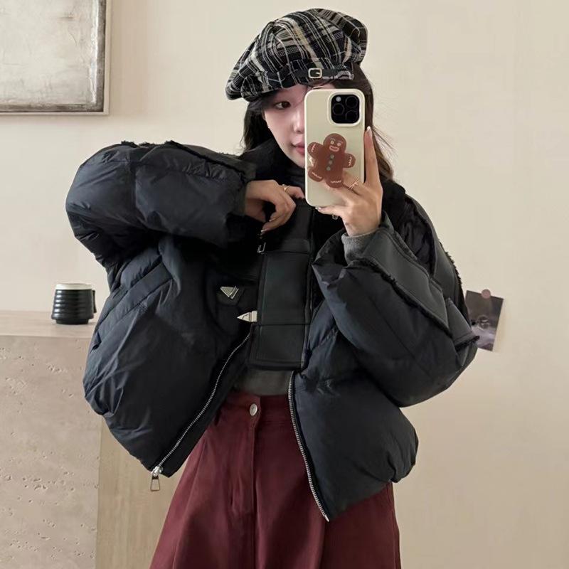 

PU splicing locomotive wind down jacket women s short 2025 winter lapel lamb wool warm small trendy coat One size чорний