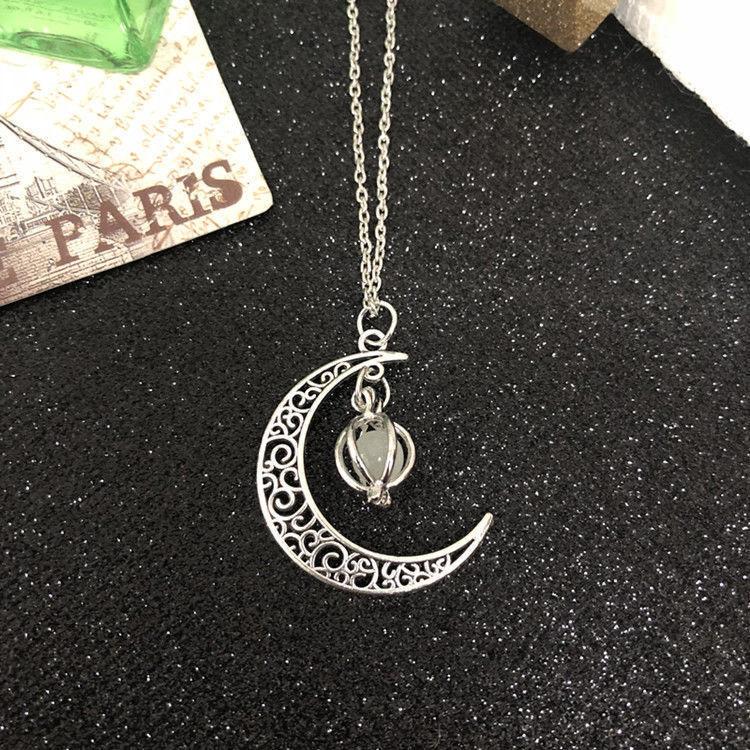 Fashionable Moon Pendant Luminous Necklace Punk Retro Gothic Women's Necklace