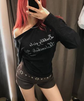 Tops – T-shirts