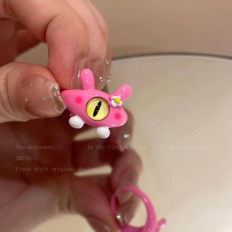 Charming One-Eyed Monster Ring: Playful and Unique Open Ring Design for Women