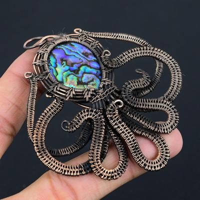 Ciondolo Fatto a Mano con Gemma di Conchiglia di Abalone a Forma di Polpo Avvolto in Puro Filo di Rame per Regalo di Natale