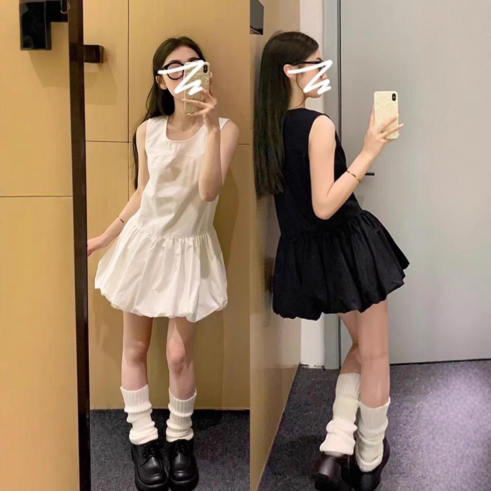 

2024 Women s French White Sleeveless Waist-Cinching Summer Dress L