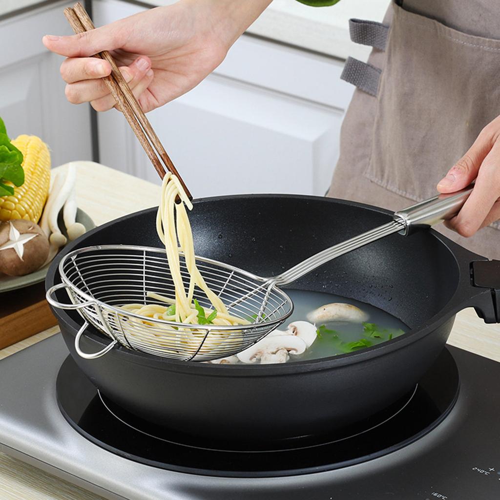 Stainless Steel Colander Spoon Wire Mesh Skimmer Ladle Diameter 16Cm Safe Kitchen Frying Food Pasta Spaghetti Noodle Hot Pot Oil