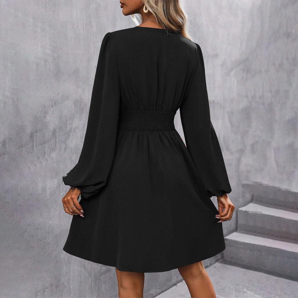 Women's Fashionable Solid Color V Neck Long Sleeved Pleated Versatile Dress