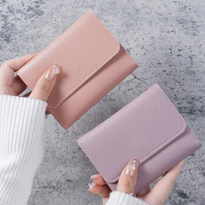 Damen Dreifach-Geldbörse Kunstleder Kreditkartenhalter mit Ausweisfach Tragbare kleine Geldbörse mit Druckknopf für Shopping Alltag