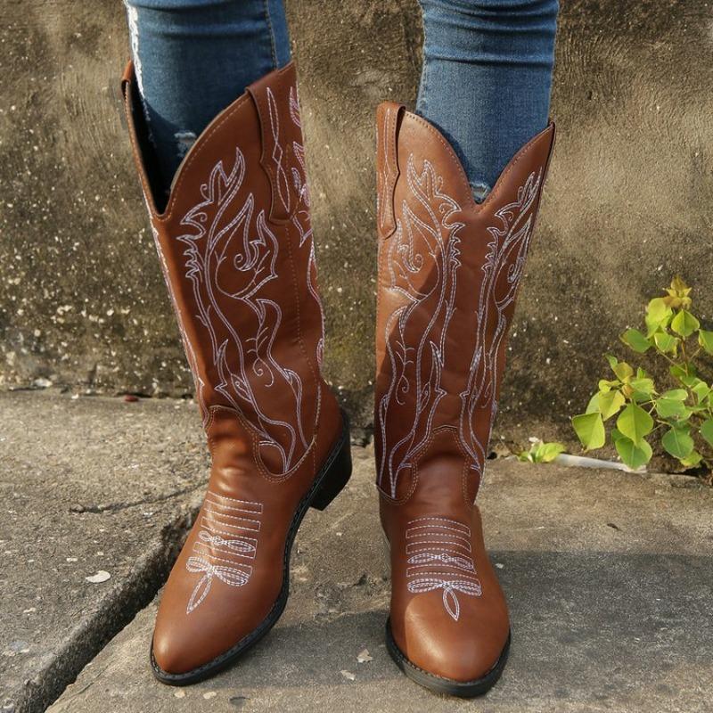 Western cowboy boots, women's high-end embroidery, grassland travel, thick heel, height increasing knight boots