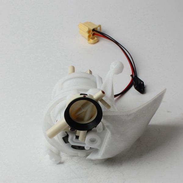Electric Fuel Pump Assembly for BMW 7 Series 200, White Plastic