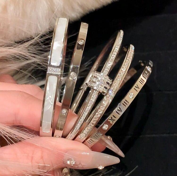Light Luxury High-End Full Diamond Bracelet Women'S Silver Titanium Steel Bracelet Bracelet Couple Hand Jewelry