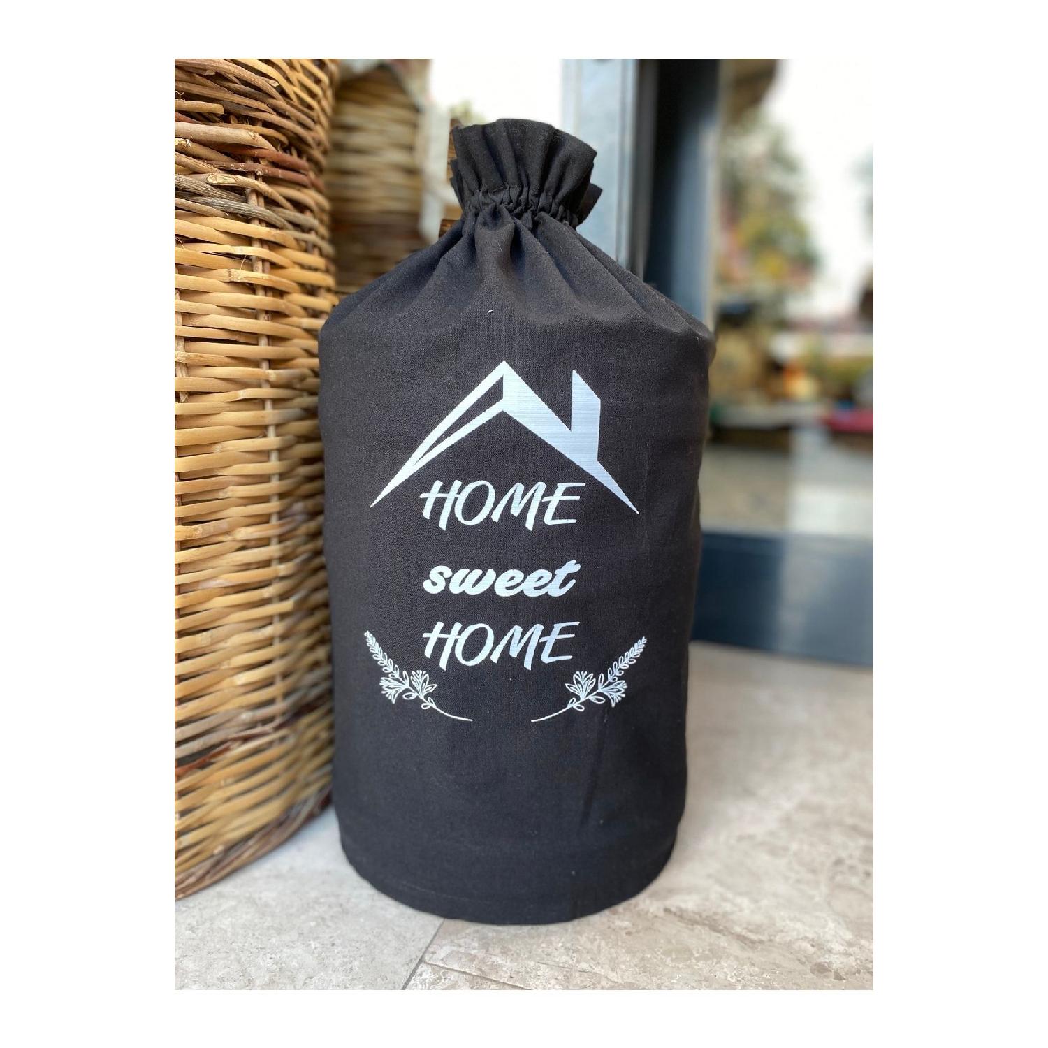 

Черный чехол Carboy Home Sweat Home с принтом чёрный