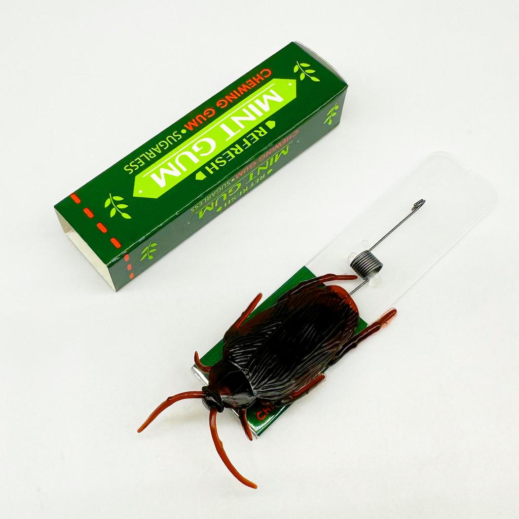 Simulation Cockroach Chewing Gum Creative Novelty Funny Toy Startled DIY Self-installation Halloween Scary Toys for Kid