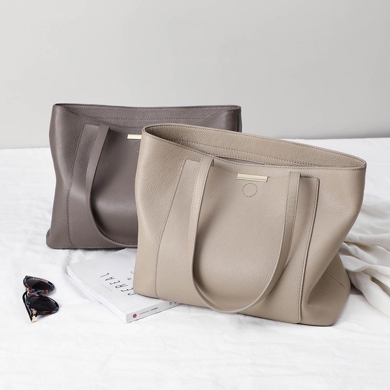 Women's 2025 Winter Fashion Genuine Leather Versatile Shoulder Tote Bag