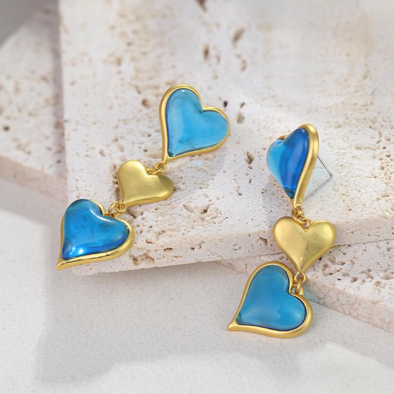 Vintage French Heart Retro Stud Earrings - High-End Fashion Jewelry