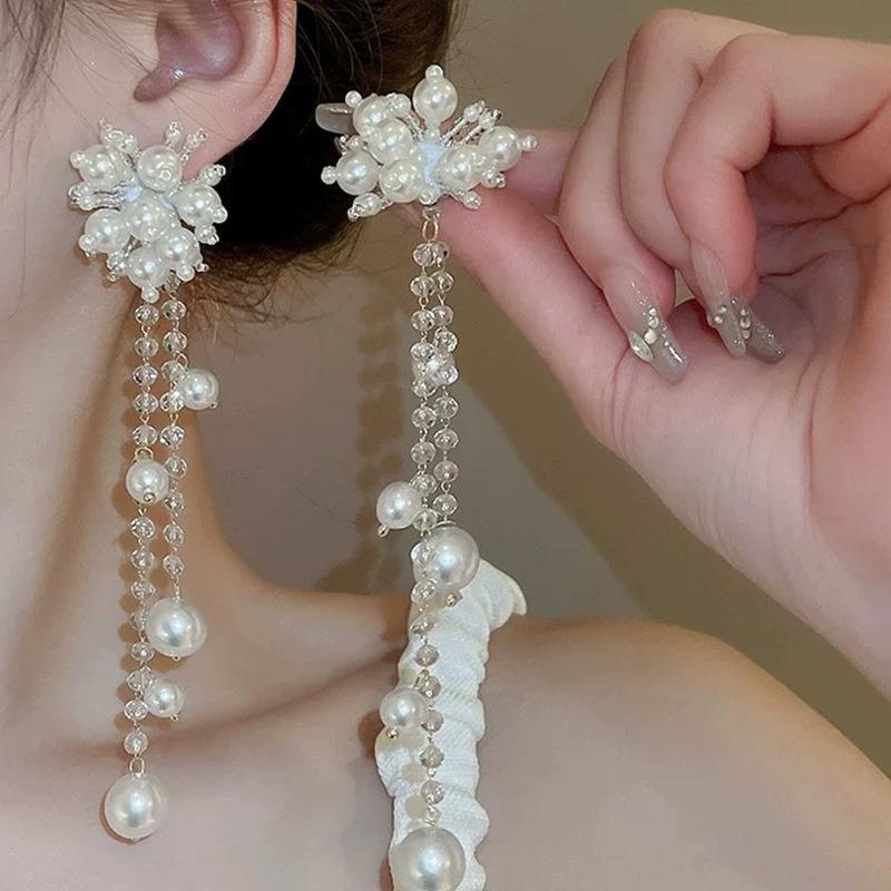 

Elegant Fashion Pearl Flower Long Tassel Earrings for Women Exquisite Transparent Crystal Beads Earrings Wedding Party Jewelry