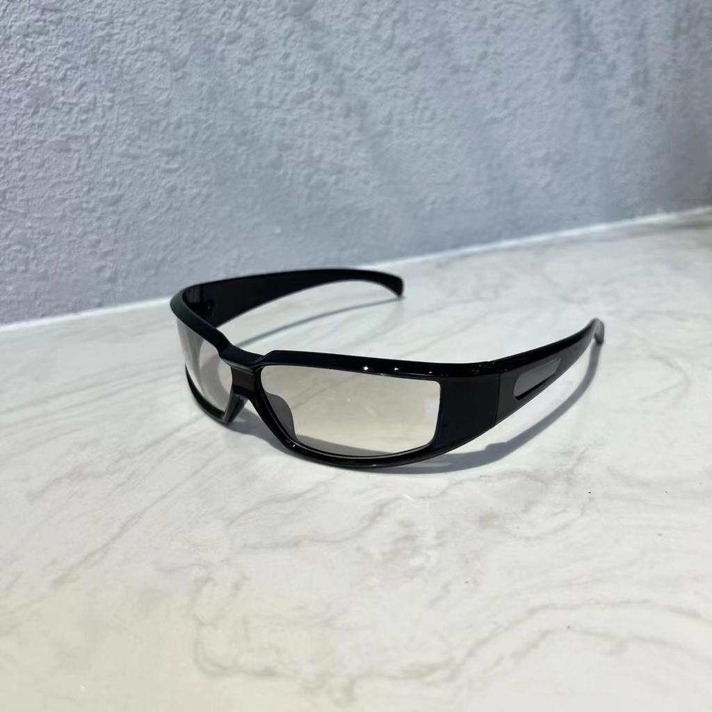 Punk Y2K Sunglasses Men Stylish European American Style Sun Glasses for Outdoor Bicycling Mountaineering Women