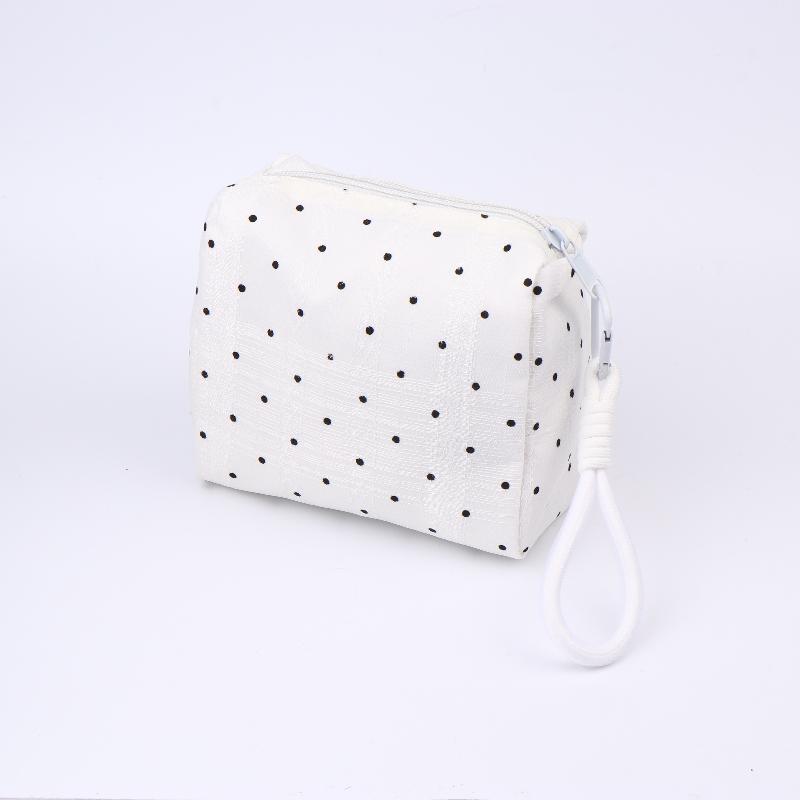 Ins Simple Polka Dots Cosmetic Bag Portable Makeup Bag Travel Storage Pouch Large Capacity Toiletry Zipper Bag Girl Gifts