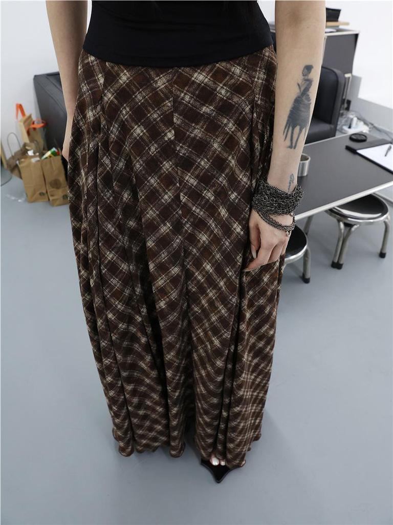 Korean Style Retro Plaid Long Swing Skirt - Women's High Waist, Lightweight, Drapey Midi Skirt