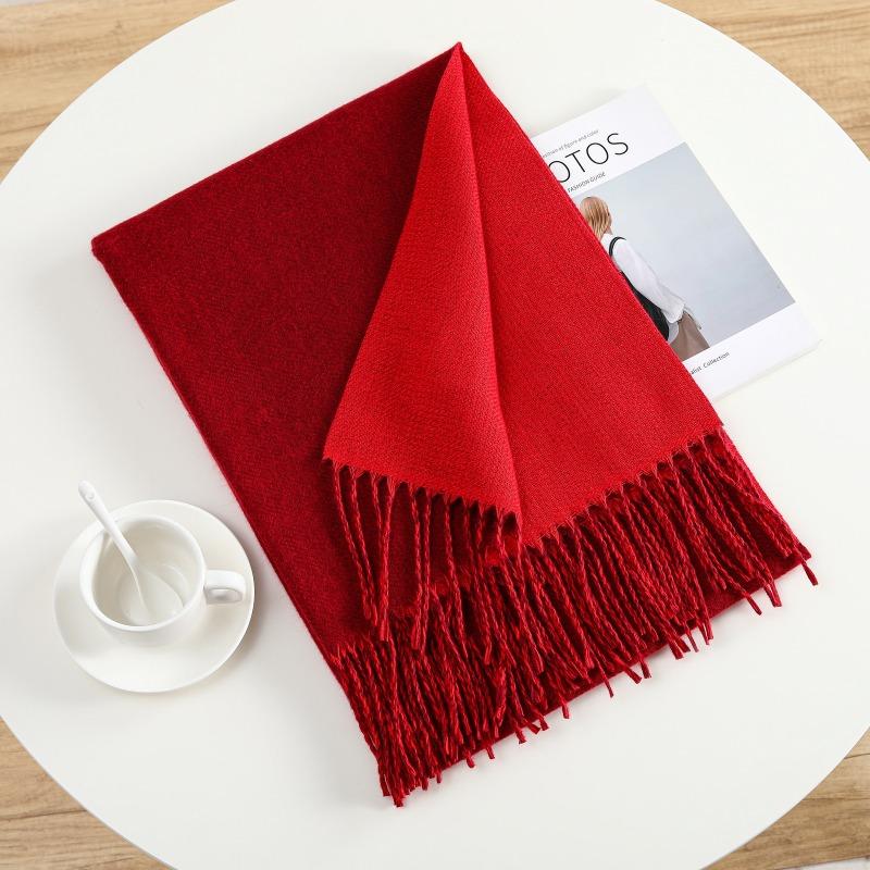 Stylish and simple solid color imitation cashmere commuting warm scarf for women can be used in all seasons, and commuting tassel is versatile.