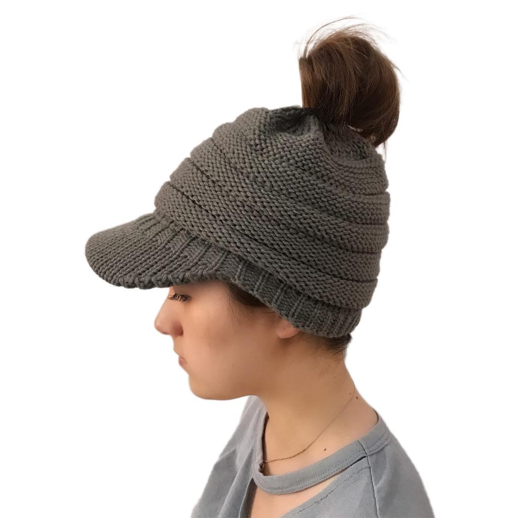 Popular, knitted ponytail hat without CC labeling duck tongue brim