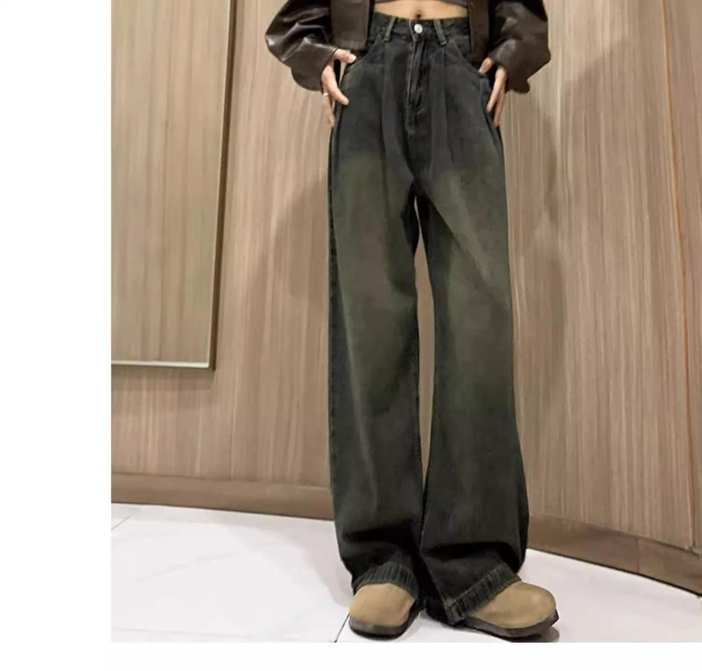 Plus Size Women's Wide Leg Jeans - New Autumn/Winter High Waist Loose Fit with Velvet Lining for Slimming Comfort.