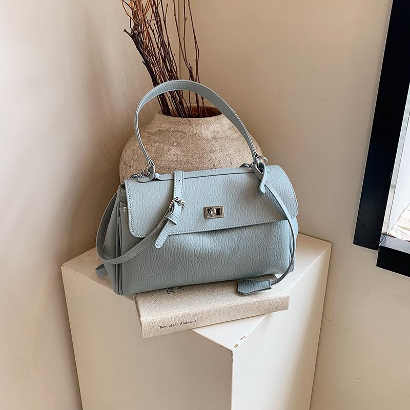 Autumn new style fashion lock locomotive bag portable shoulder oblique span women's bag