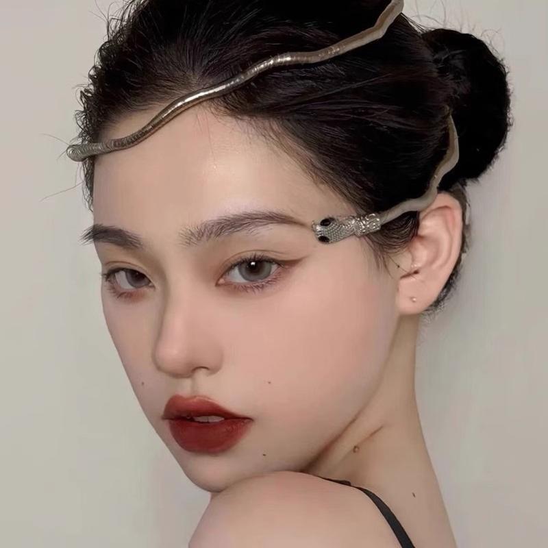 Adjustable random shape snake necklace dark design hip-hop bracelet spirit snake neck chain versatile headdress