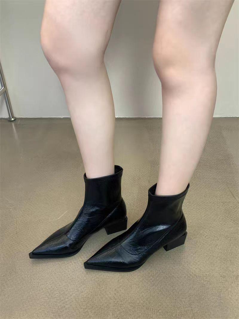 

Женские остроносые ботильоны на среднем каблуке, остроносые кожаные сексуальные ботинки челси, трендовый дизайн, зимние новые туфли-лодочки, дизайнерские короткие ботинки для женщин 37