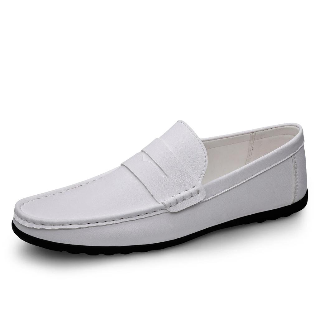 Leather men's shoes summer new driving flat casual style men's shoes trendy fashion outdoor lazy loafers men's shoes