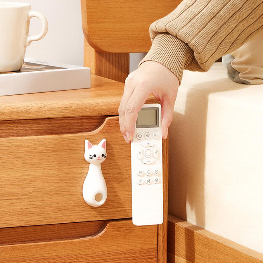 Creative Magnetic Hook for Remote Control, Strong Adhesive & Non-Trace, No Drilling Storage Hook, Suitable for TV/Air Conditione