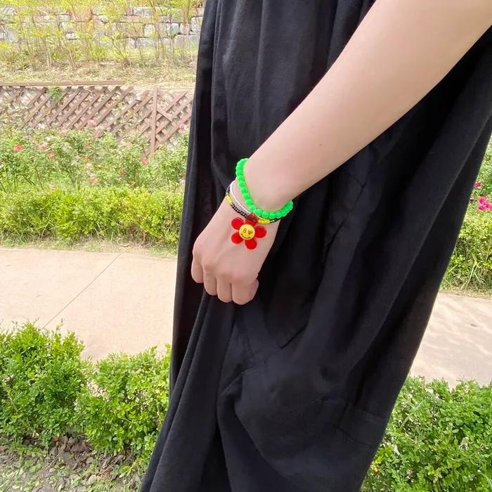 Daisy Smile Neon Colorball Bracelet