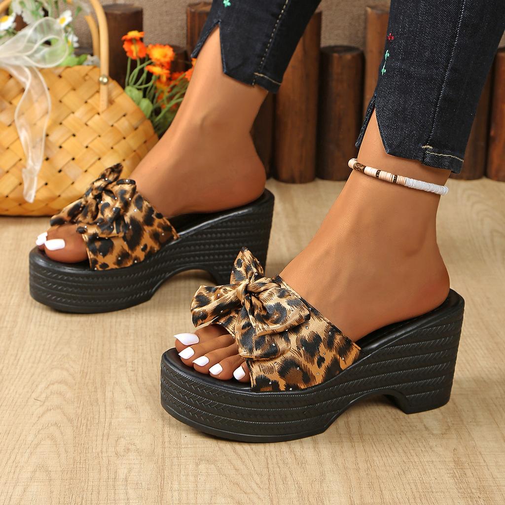 Women Slippers New Summer Women Sandals Color Flat Casual Lace Up Slippers for Ladies Fashion 2025 Outdoor Leopard Beach Mujer