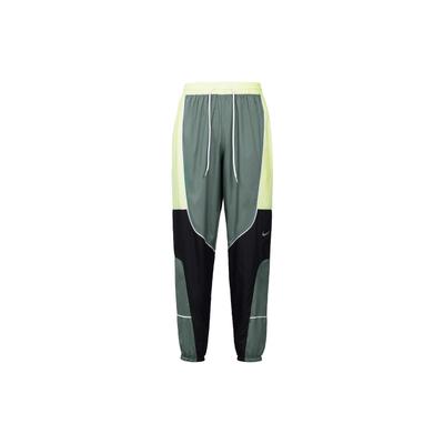Na dół – Spodnie sportowe i legginsy