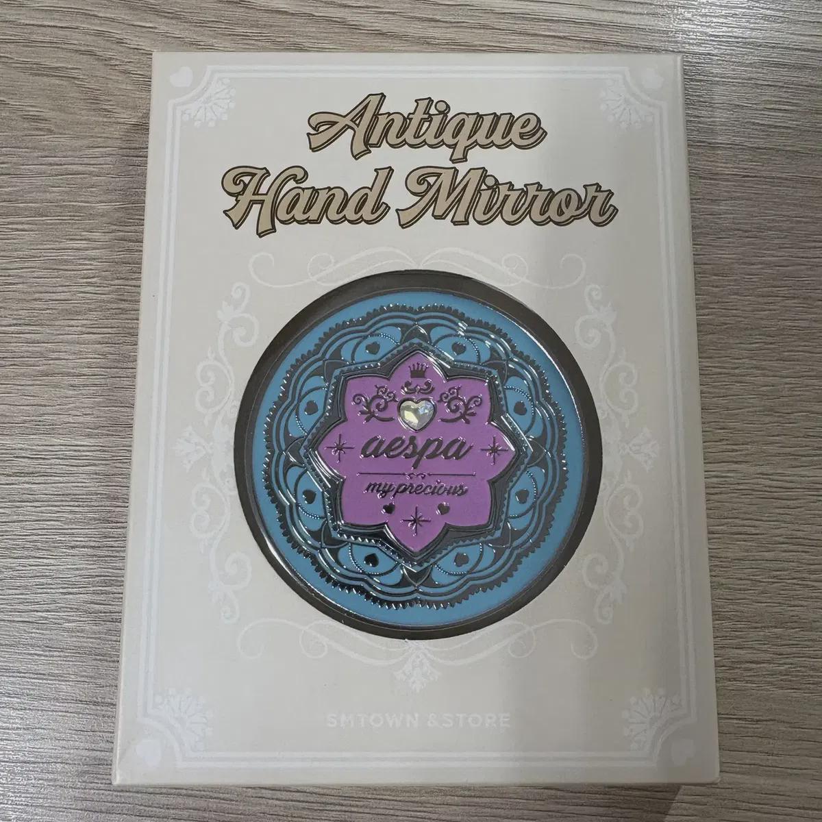 

Aespa Carina Antique Hand Mirror Hand Mirror Photo Card Unopened New