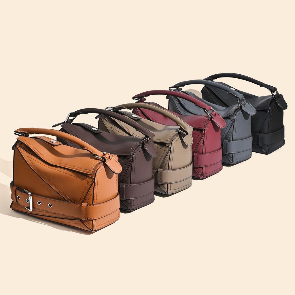 2025 Autumn Geometric Cowhide Crossbody Biker Bag - Large Capacity Genuine Leather Handbag for Women