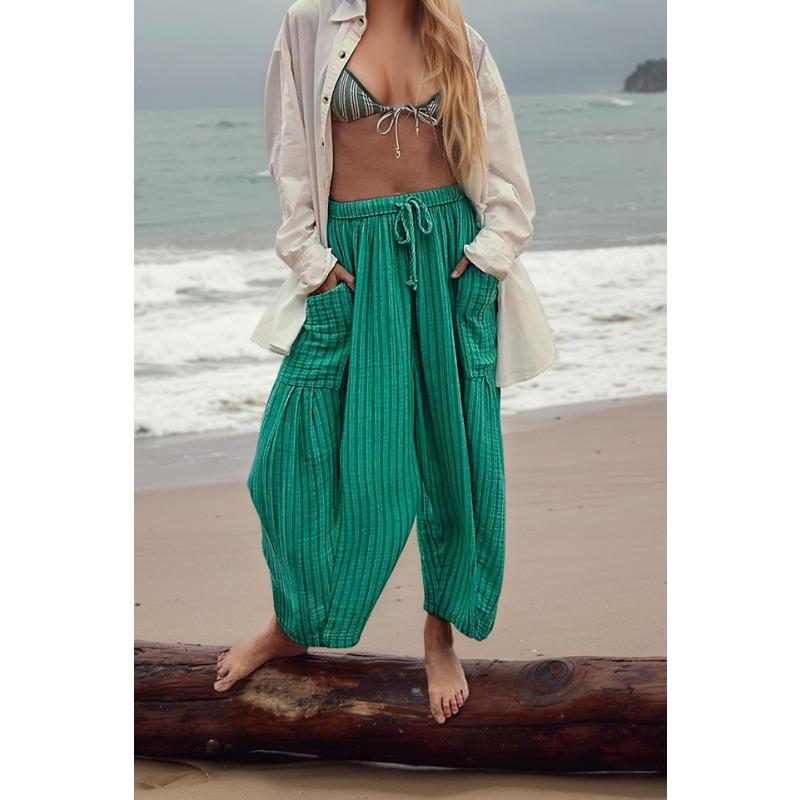 Gestreifte Straight-Leg-Hose für Frühling und Herbst, Neun-Zoll-Plisseehose mit Stretchbund, Atmungsaktive Freizeithose für Damen